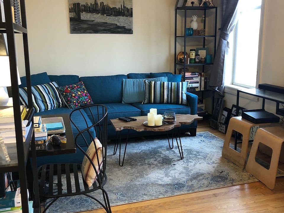 1st image of 1959 W Chicago Ave APT 3R