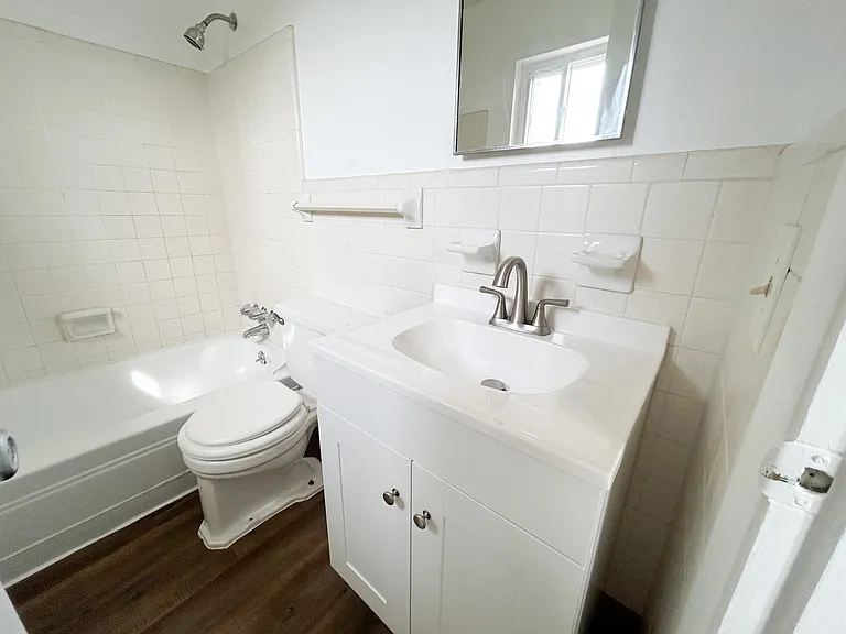 2014 Linden Ave #9 — Photo 4