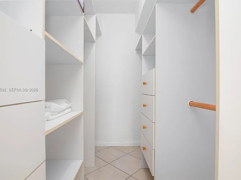 5555 Collins Ave #14U — Photo 37