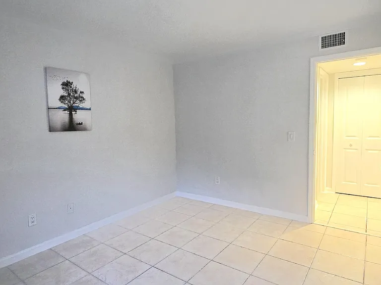 1503 Palm Beach Trace Dr — Photo 12
