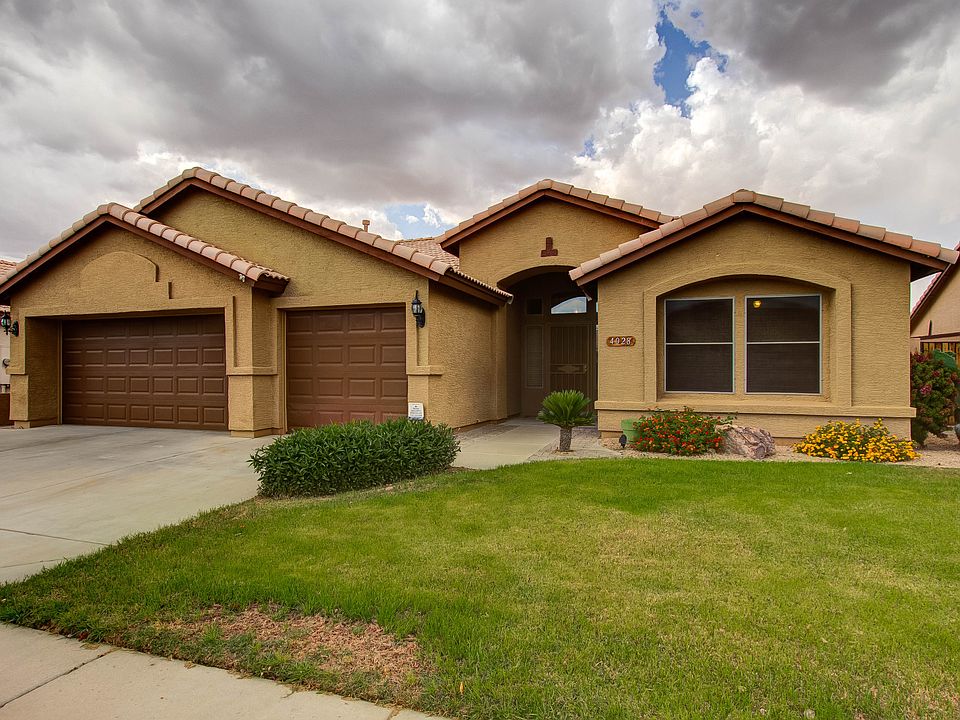 1st image of 4028 W Potter Dr