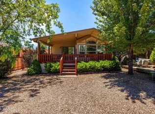 2225 Old Crooks Trl, Overgaard, AZ 85933