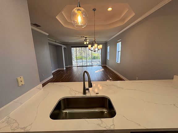3rd image of 21236 Diamonte Dr