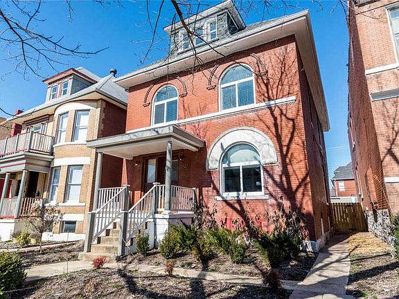 2nd image of 3927 Russell Blvd