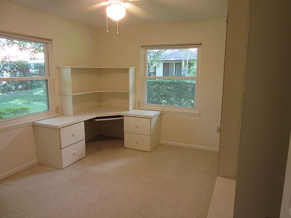 2nd image of 103 Peppertree Ct