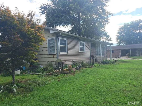 209 E Sunset Dr, Hale, MO 64643