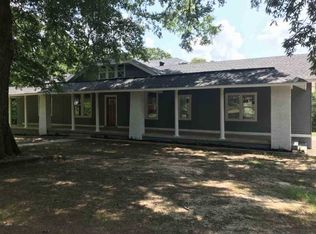 2135 Donelson Dr, Eads, TN 38028
