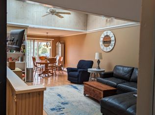 1701 52nd St SE, Kentwood, MI 49508
