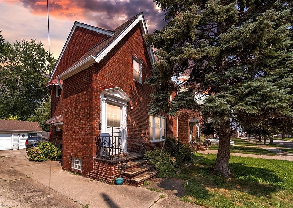 1st image of 18317 Hiller Ave