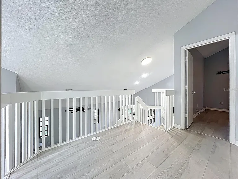 622 Anhinga Rd — Photo 28