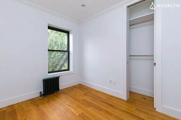 Rented by Nooklyn NYC LLC | media 62