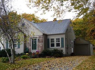 459 Landing Rd N, Rochester, NY 14625