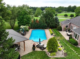 25206 E Lawnwood Ct, Lees Summit, MO 64064