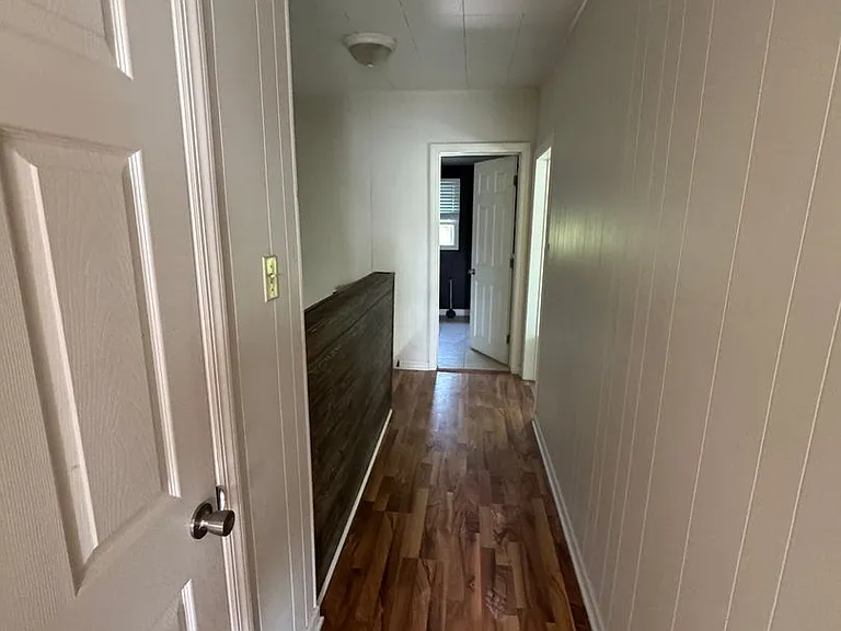 1316 Huron Ave — Photo 6
