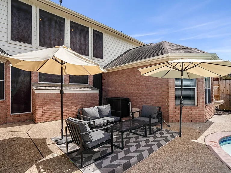 4710 Devonberry Ln — Photo 37