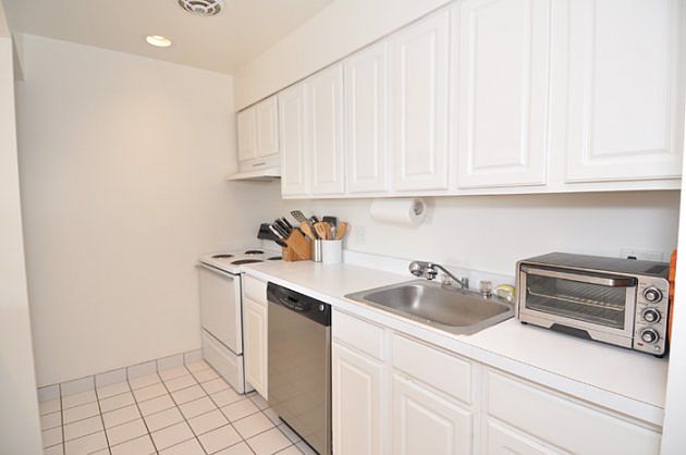 1st image of 427 Oregon St #1576646