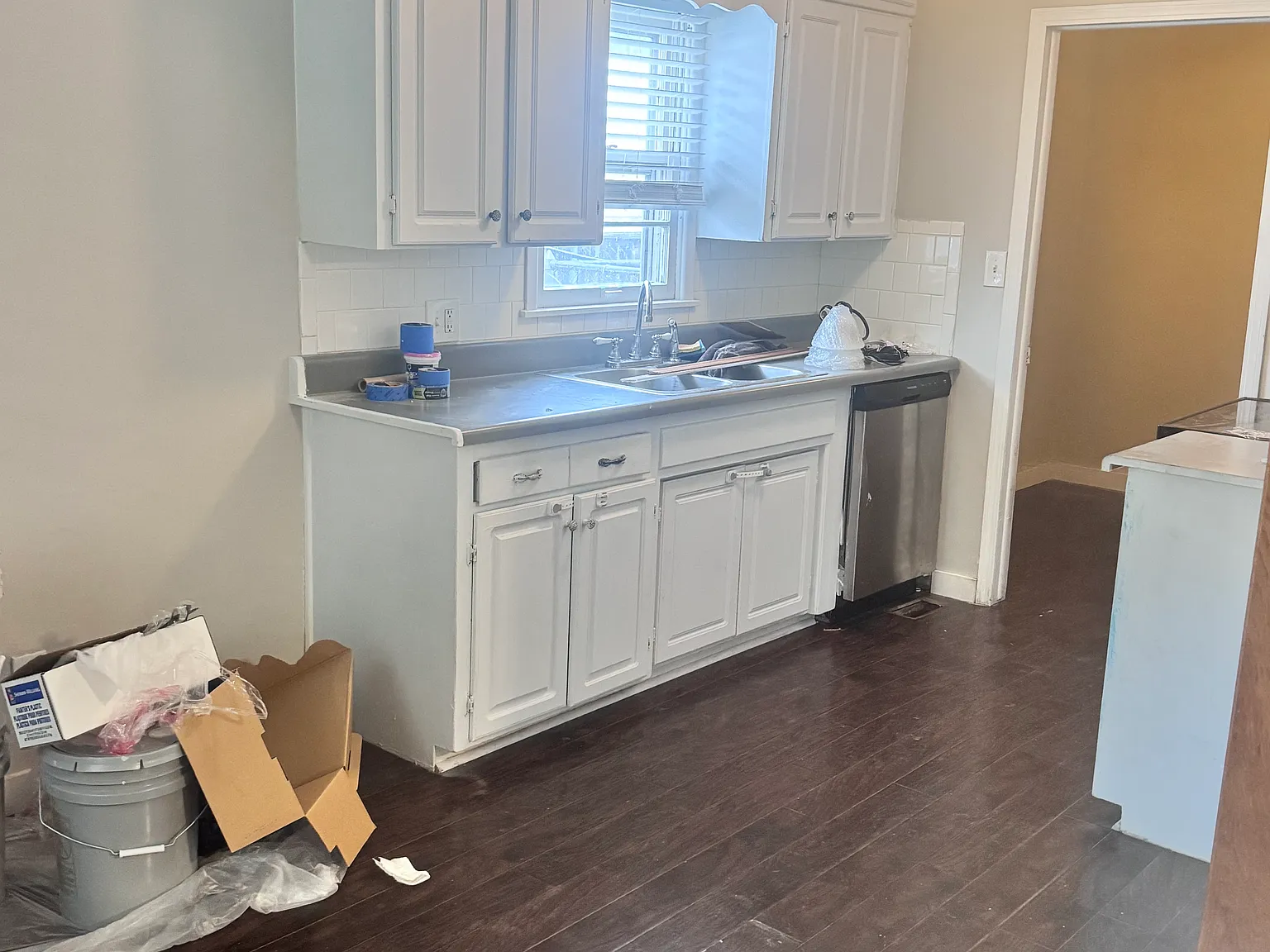 3 bed, 992 sqft, $1,350 — Photo 3