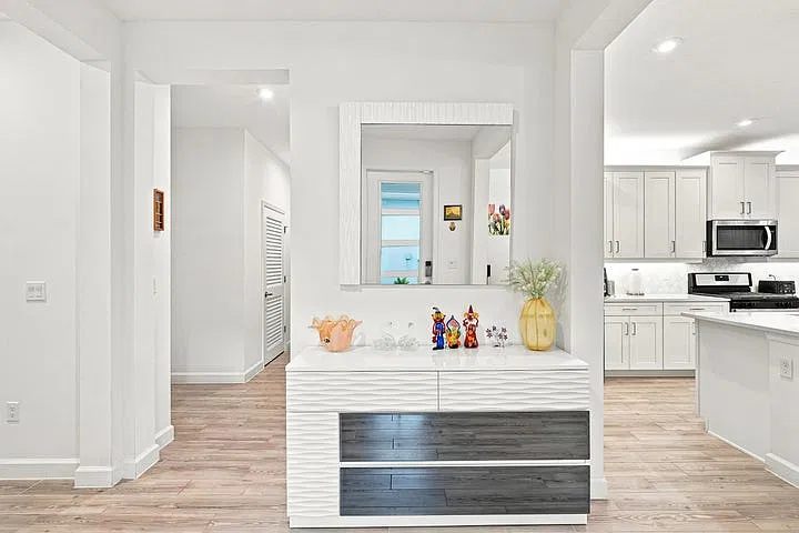 3 bed, 1878 sqft, $3,000 — Photo 4