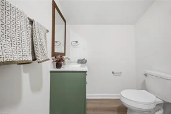 2521 Lynnriver Dr — Photo 8