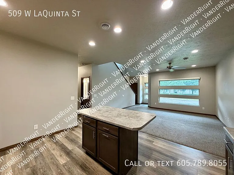 509 W Laquinta St — Photo 7