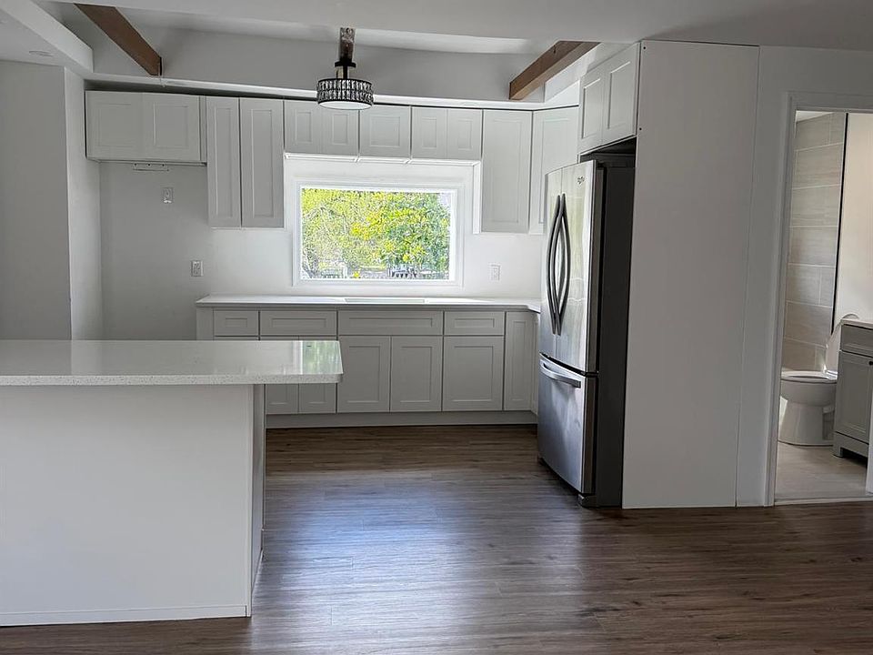 1st image of 8 Hobson Road