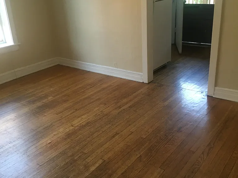 640 W Roscoe St #3W — Photo 5