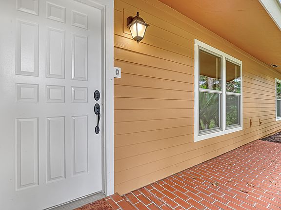 4th image of 17212 130th Avenue N