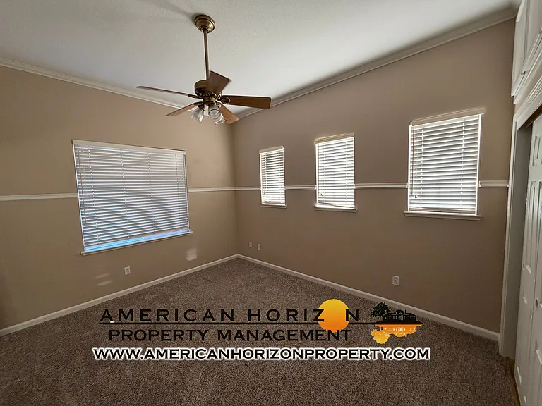 424 Crescent Dr — Photo 19