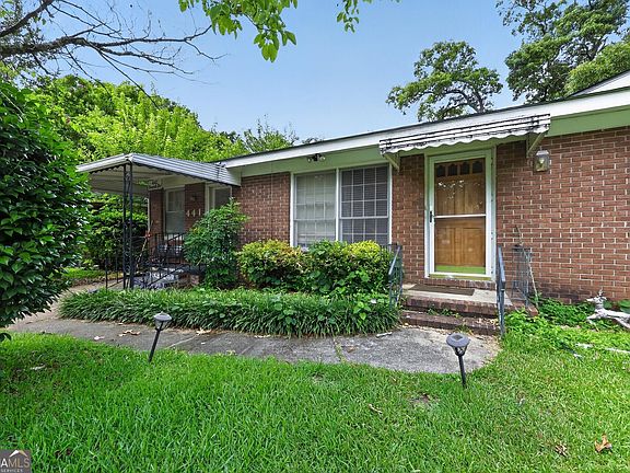 2nd image of 441 Sarah Dr