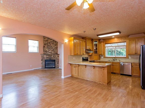 4th image of 8709 NE 23rd Ct