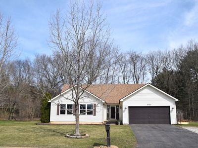 9360 Huron Park Dr, Brighton, MI, 48116