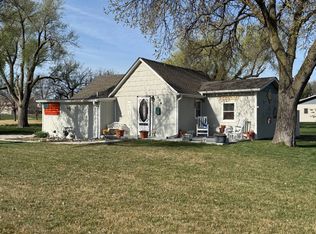 904 Ingalls St, Downs, KS 67437