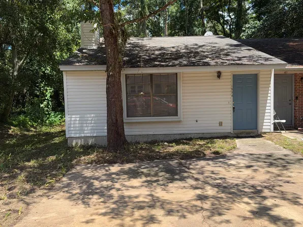 1534 Merry Oaks Ct, Tallahassee, FL 32303