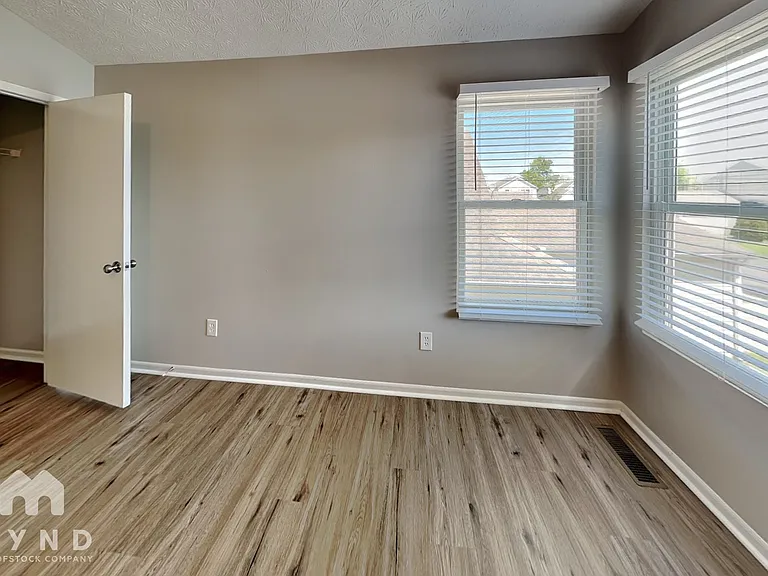 540 Rockets St #135 — Photo 8