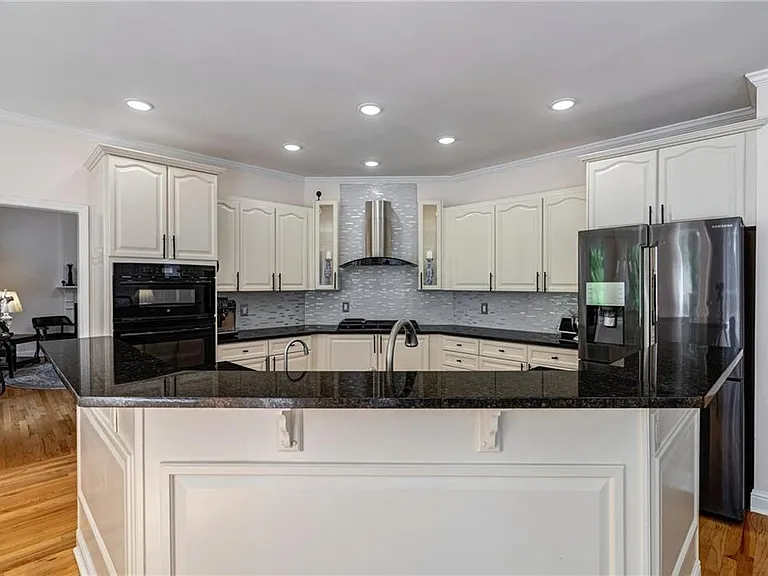 168 Highgrove Dr — Photo 14