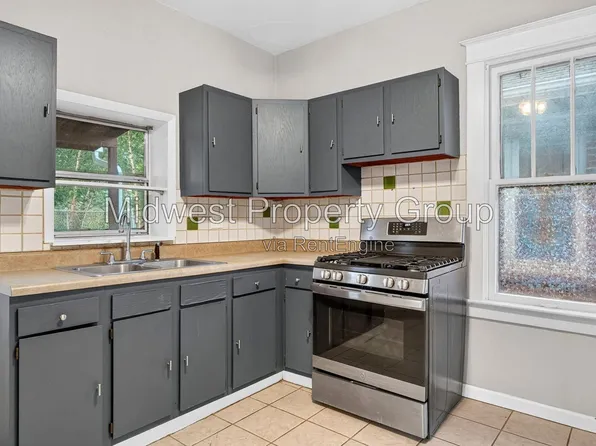 1365 Louisville Ave, Saint Louis, MO 63139
