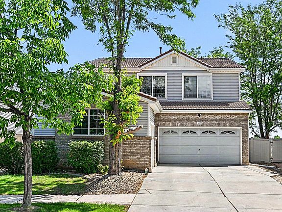 3rd image of 3937 Kenwood Cir