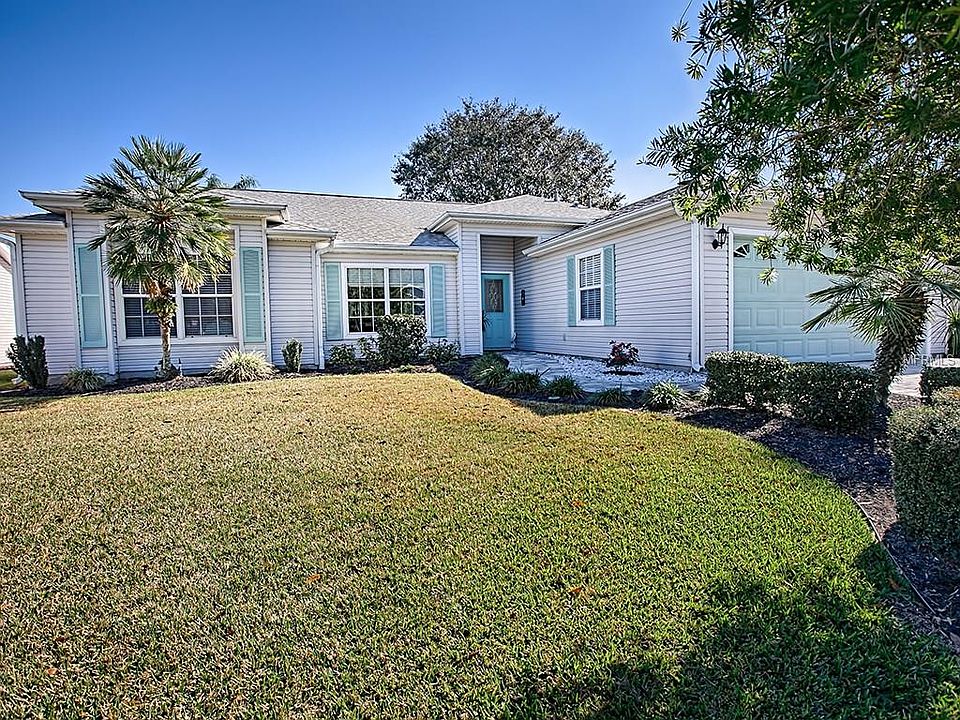1st image of 25444 Crestwater Dr