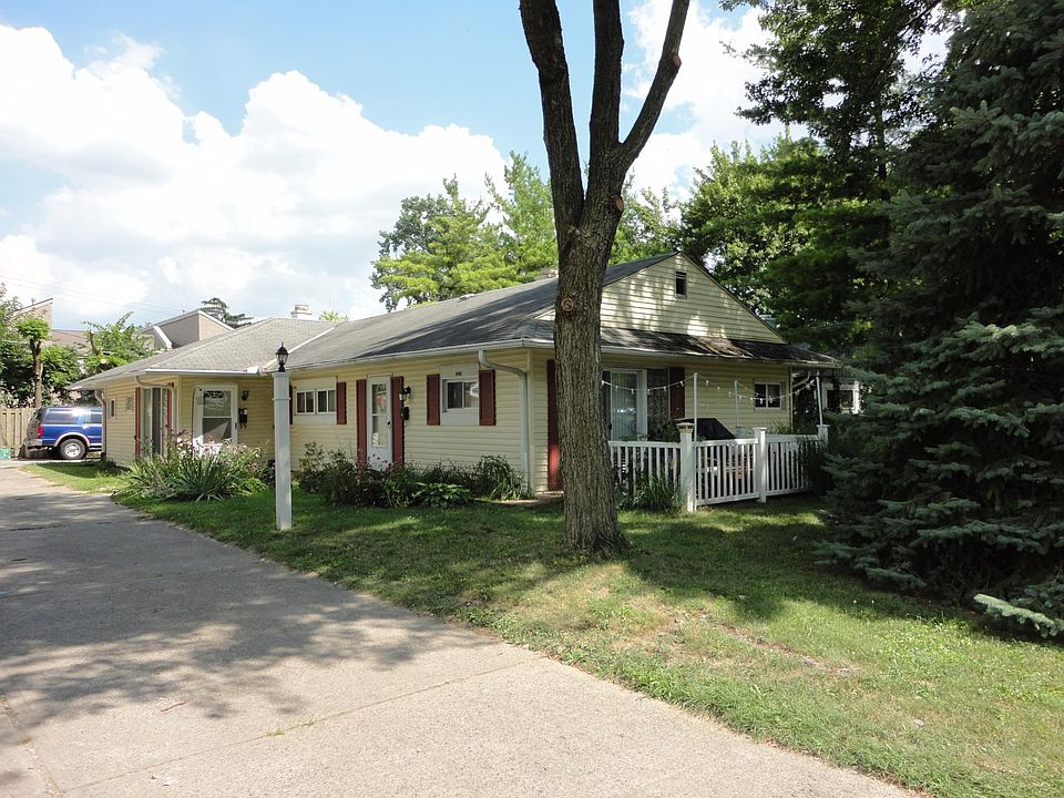 1st image of 940 Kramer Ave #940