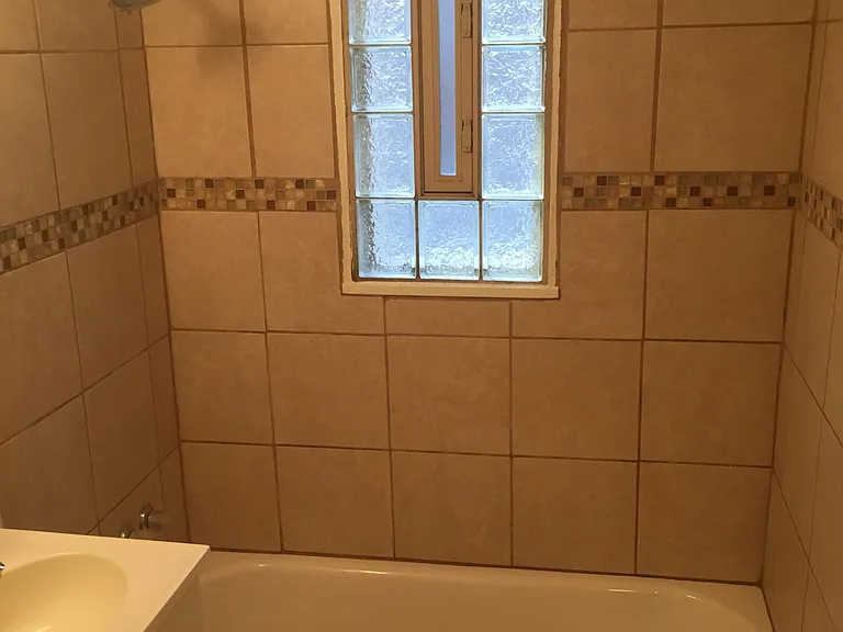 1433 Riverside Dr #6 — Photo 12