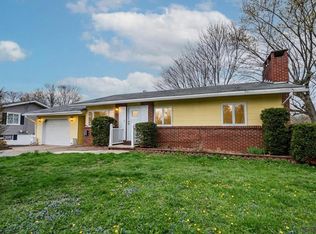 1216 Erickson Dr, Johnstown, PA