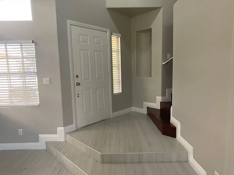 8313 Valleybreeze Ave — Photo 6
