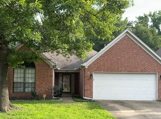 8002 Jills Creek Dr, Memphis, TN 38133