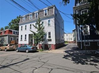 339-341 Hurley St #6, Cambridge, MA 02141