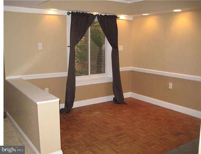 205 Bernard Ct — Photo 14