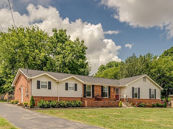 2nd image of 404 Robertson Dr