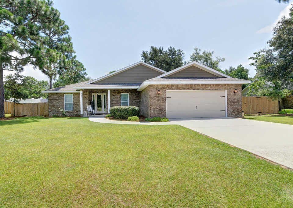 1st image of 1956 Pelican Ln