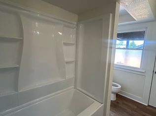 105 S 6th St, Yakima, WA 98901