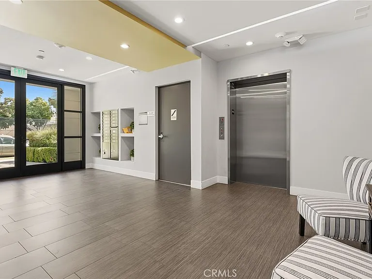 5820 La Mirada Ave #302 — Photo 32