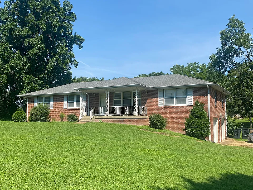 272 Lisa Ln #B